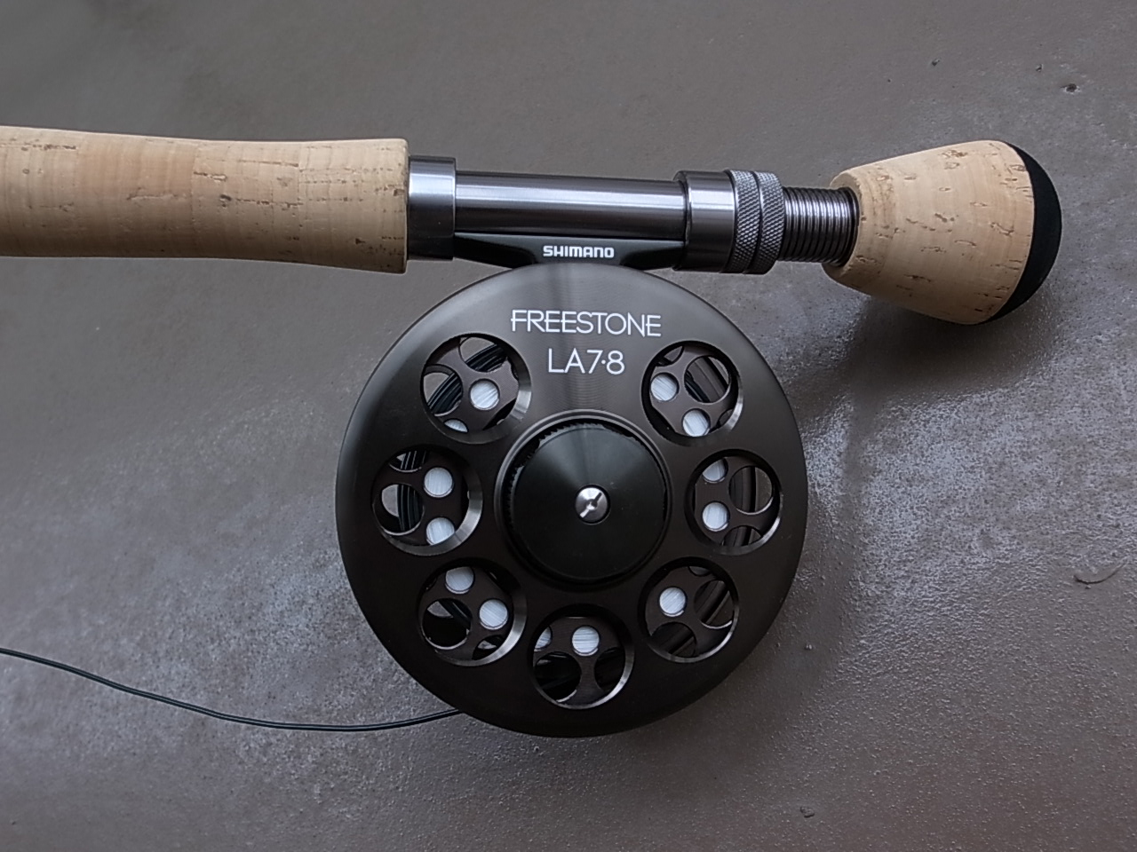 シマノ BROOKSTONE#10とFREESTONE LA7-8 - LOOPERS