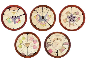 小黒三郎 組み木 ひな人形 円びな五段飾り（小）（特製垂幕・桜） 木の