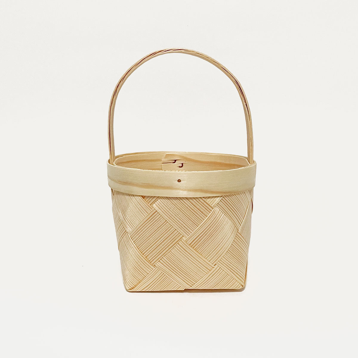 エストニア製 パイン材 バスケット – Lemmik