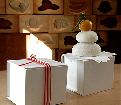 鏡餅」「お菓子のおせち」のご案内 | お知らせ | HIGASHIYA