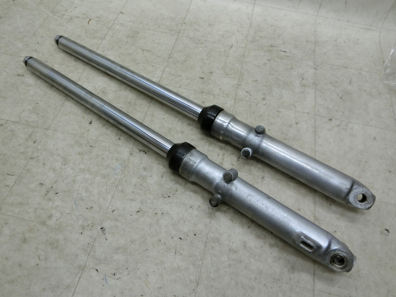 中古バイクパーツ販売専門店アイラブモーターフォーク/サス/フロント