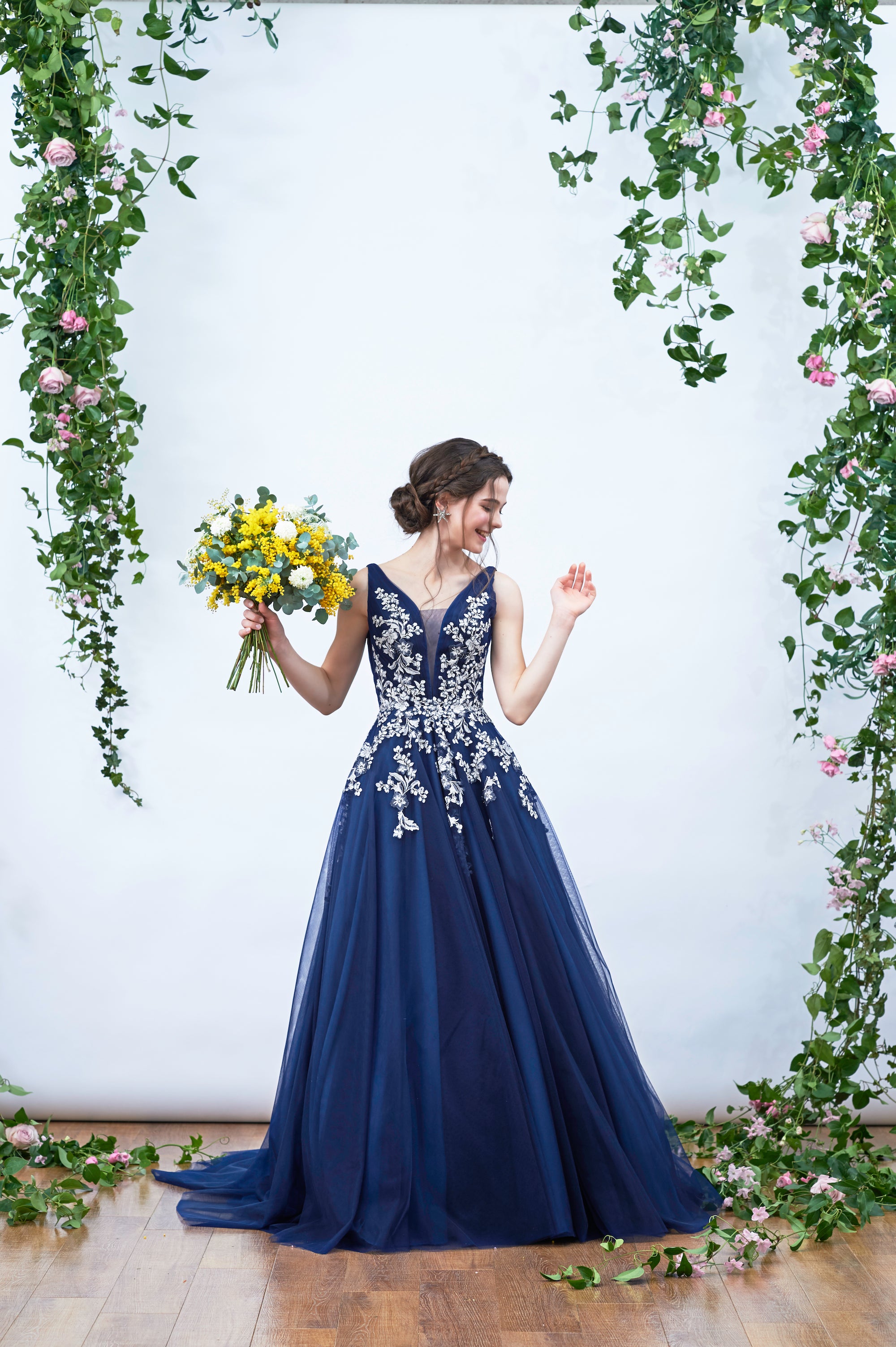 68｜ウェディングドレス、ブランドドレスのレンタルならザ・ドレスショップ