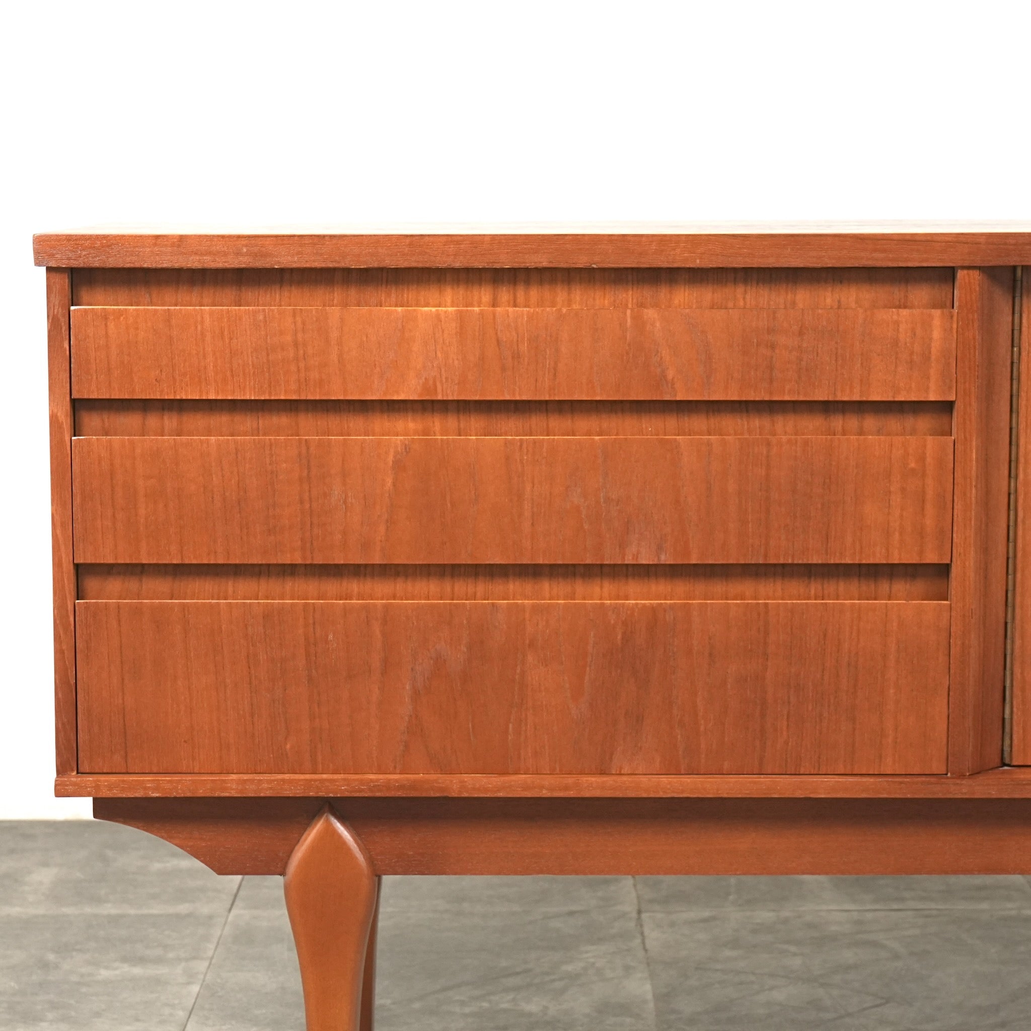 Jentique】ヴィンテージ サイドボード – TIME HYPE