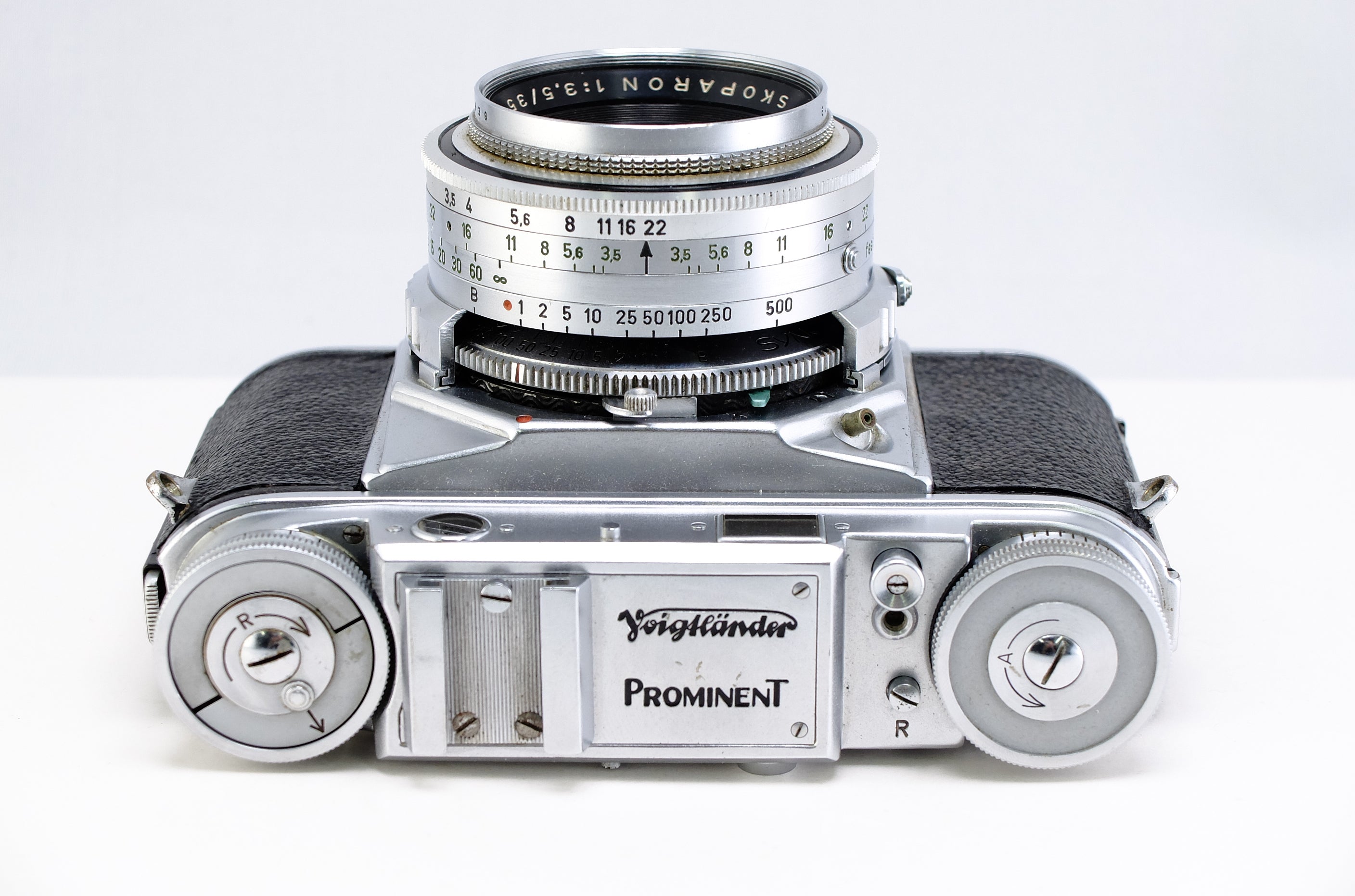 Voigtlander Prominent (距離指標ft) + Skoparon 35mm F3.5 – 東京CAMERA
