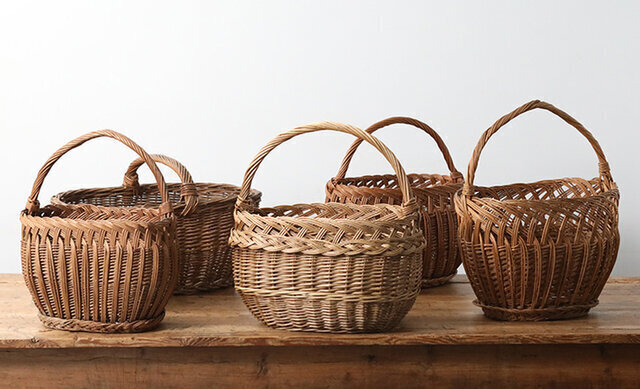 楽天市場】ハンガリー ブロカント バスケット 骨董 蚤の市 でみつけた