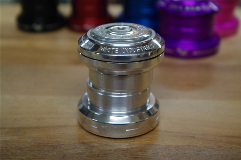 whiteindustries在庫がどっさり！＆待望のリムが入荷！ | VelostyleTICKET