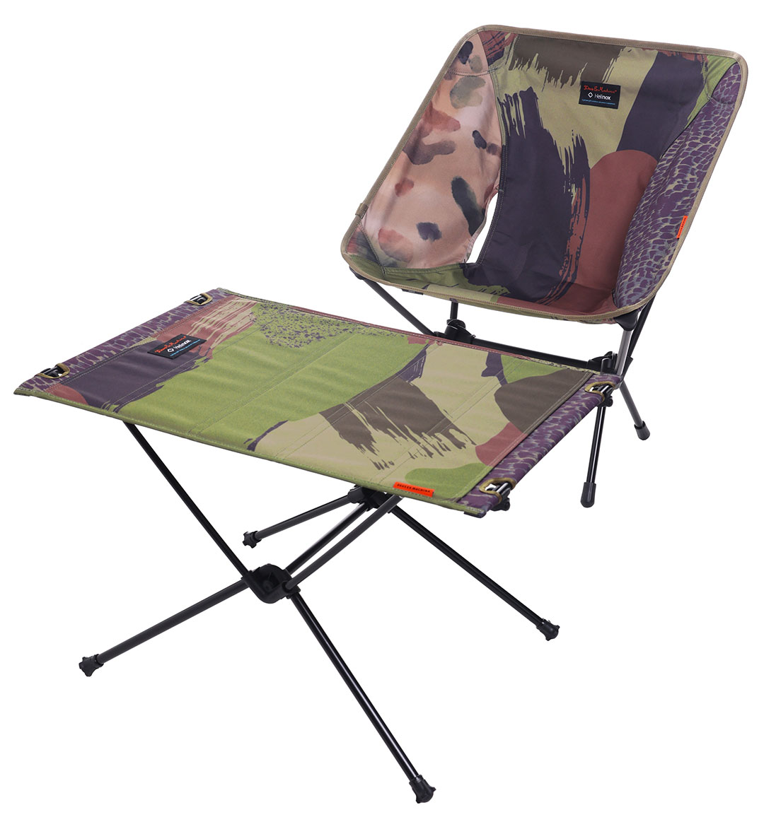 デウス エクス マキナとヘリノックスが異色コラボ。定番テーブル