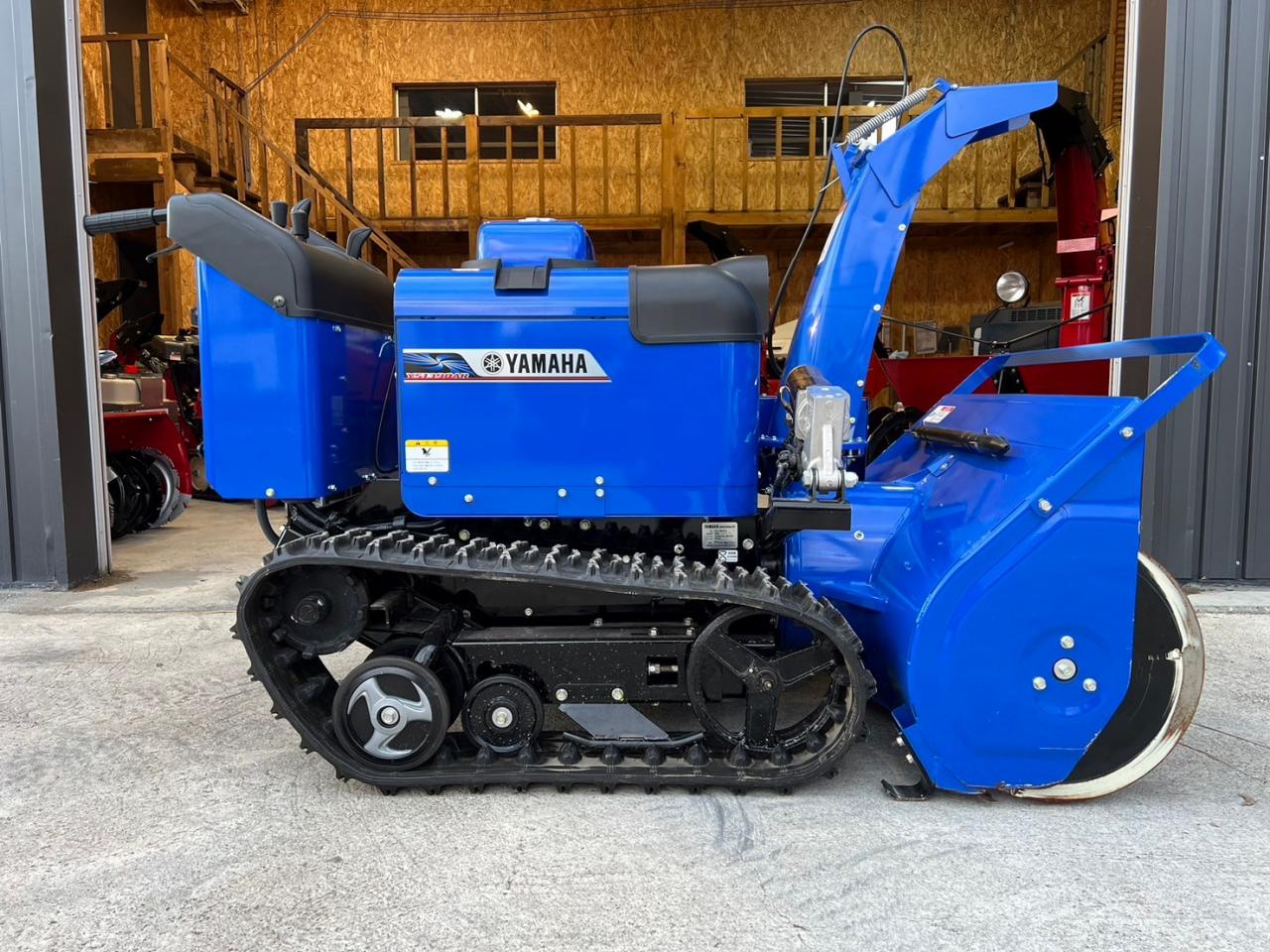 除雪機 ヤマハ YS1390AR 静音タイプ！油圧ローリング！左右旋回レバー