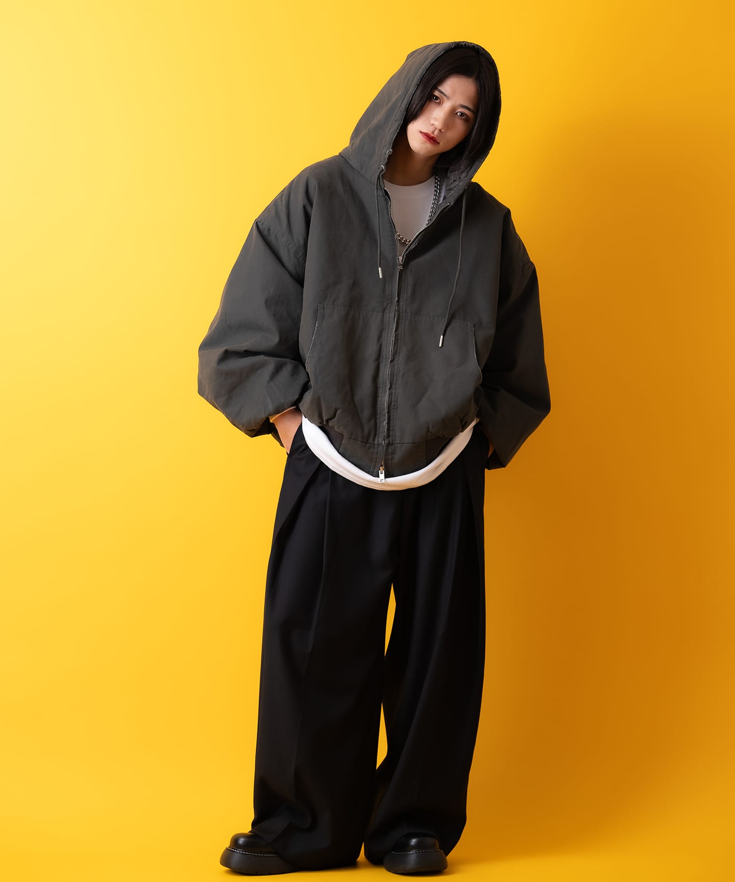 スーパーオーバーサイズ裏キルティング中綿ダックフードブルゾン