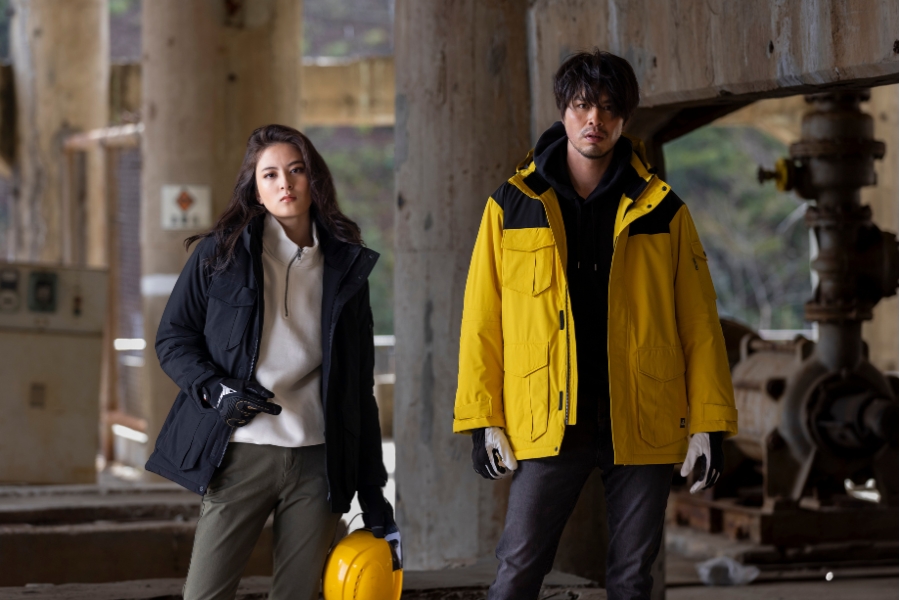 吸湿発熱×ストレッチ！男女兼用・防水透湿ストレッチ防寒コート AZ