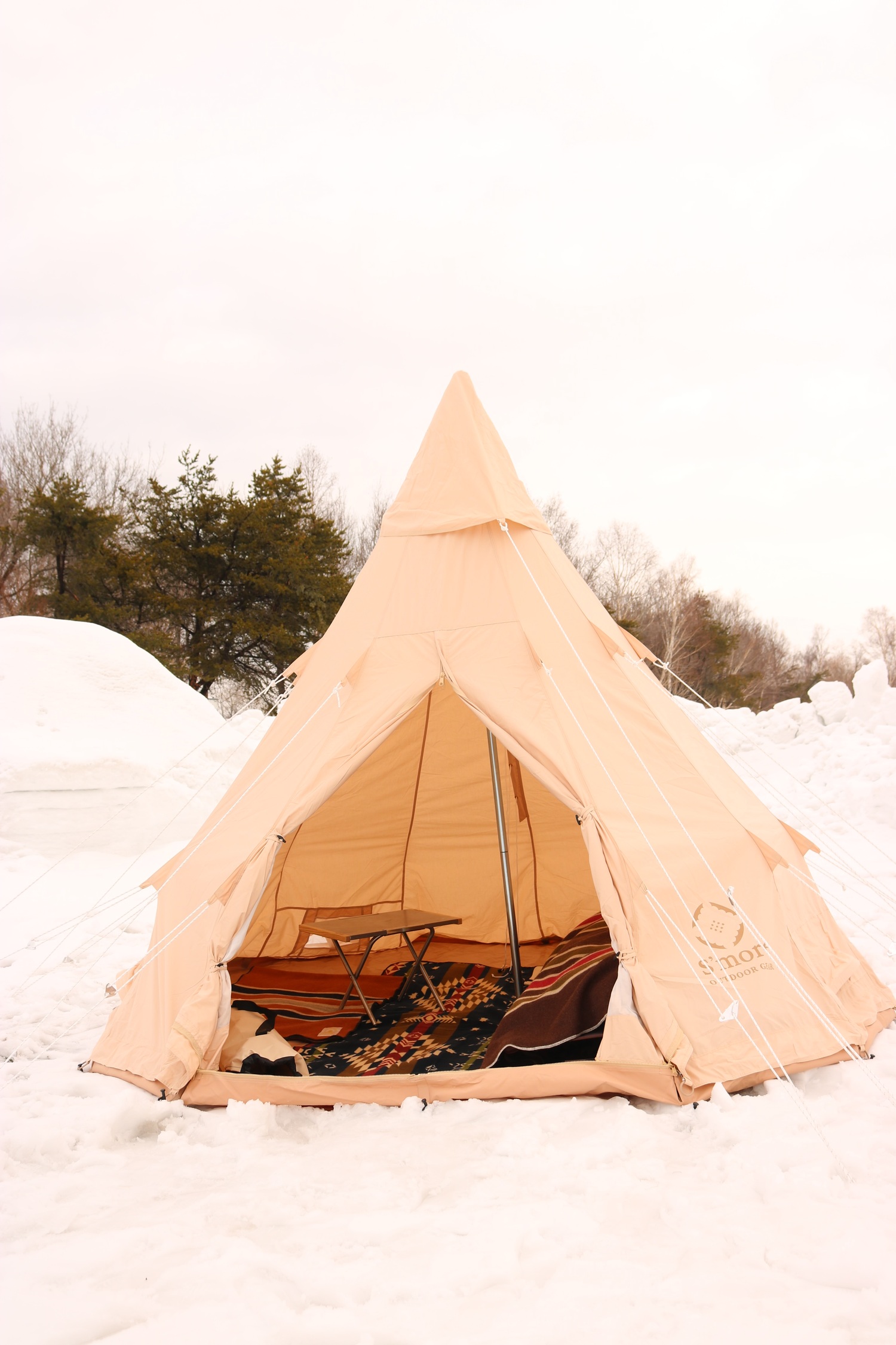 話題のティピーテント！S'more（スモア）の高品質コットンテント