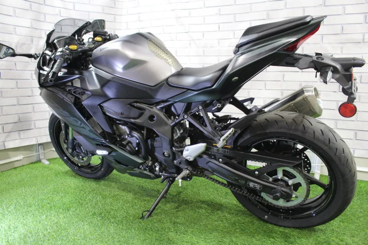 カワサキ ZX-4R SE（ZX-4R SE） ノーマル車 ETC搭載【HP見た！で川口店