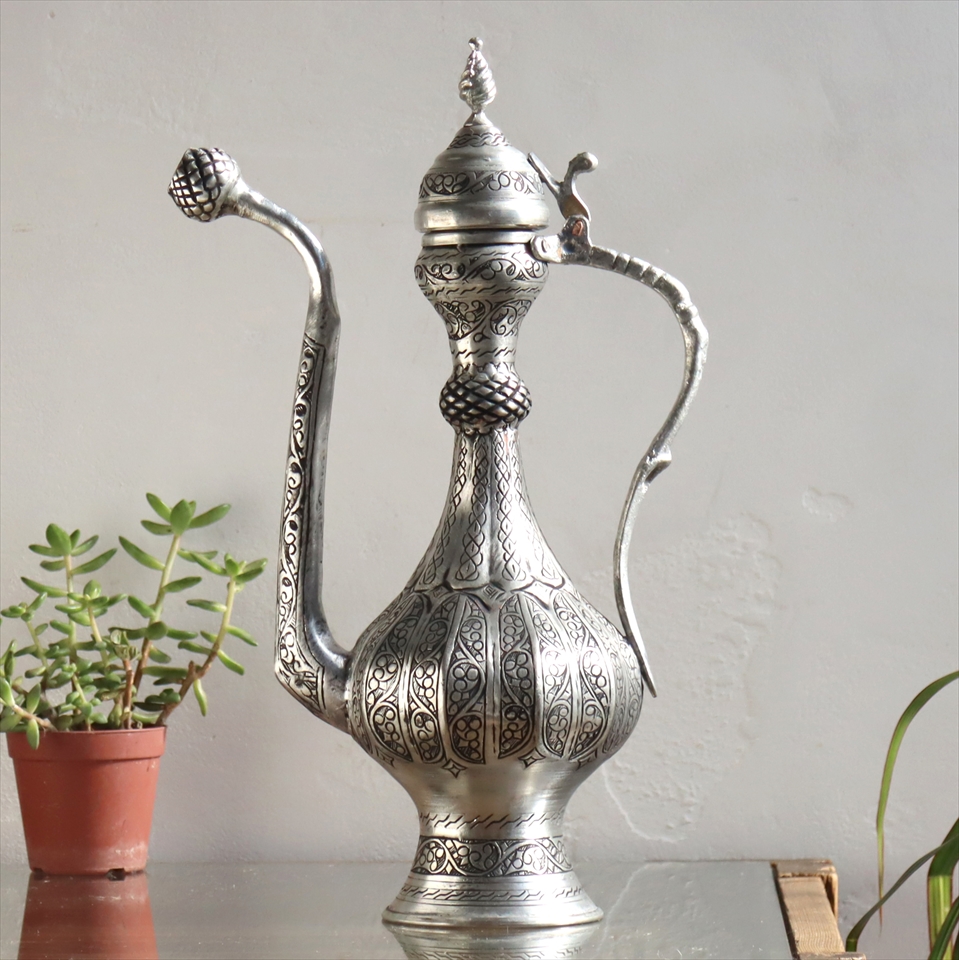 トルコ・銅製の水差し・アンティークシルバー/高さ36cm / ガラタバザール