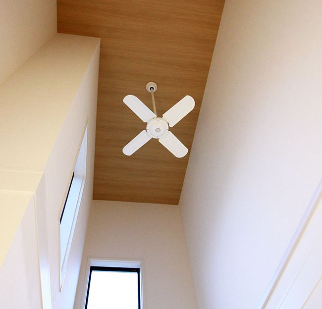 傾斜対応 小型 軽量 オーデリック製シーリングファン【OJF001】｜<公式