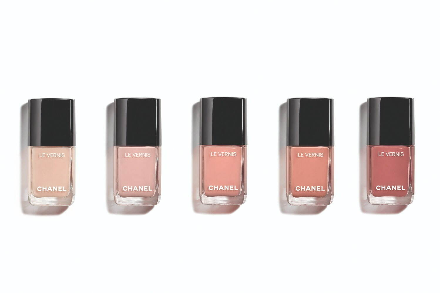 シャネル2022年秋コスメ、トーンを自由にまとう“ヌードカラー”のリップ