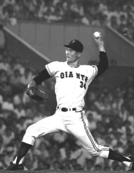 プロ野球国鉄（現ヤクルト）、巨人…：「不滅の400勝」 金田正一氏