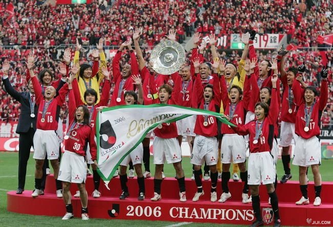 2006年浦和レッズ（初） 〔写真〕初優…：Jリーグ歴代優勝チーム
