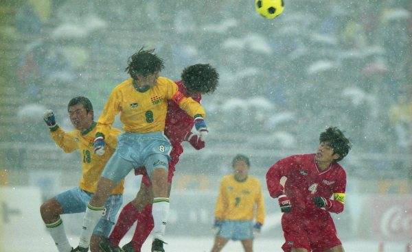 中田浩二（東京・帝京） 左足の正確な…：高校サッカー ヒーロー群像