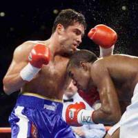 世界ボクシング評議…：「ゴールデンボーイ」 オスカー・デラホーヤ氏