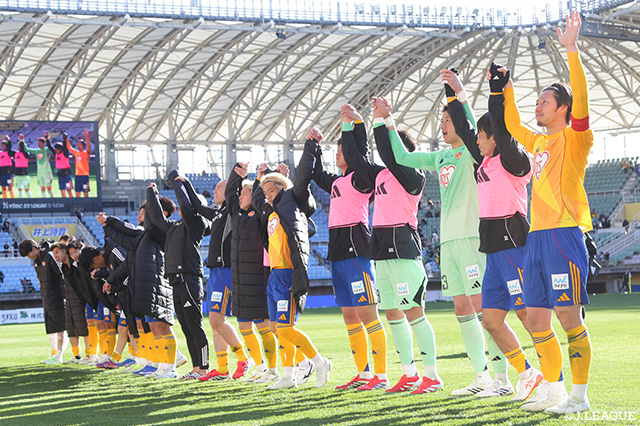 公式】FW三浦のメモリアルタオルマフラーを販売【横浜FC】：Jリーグ