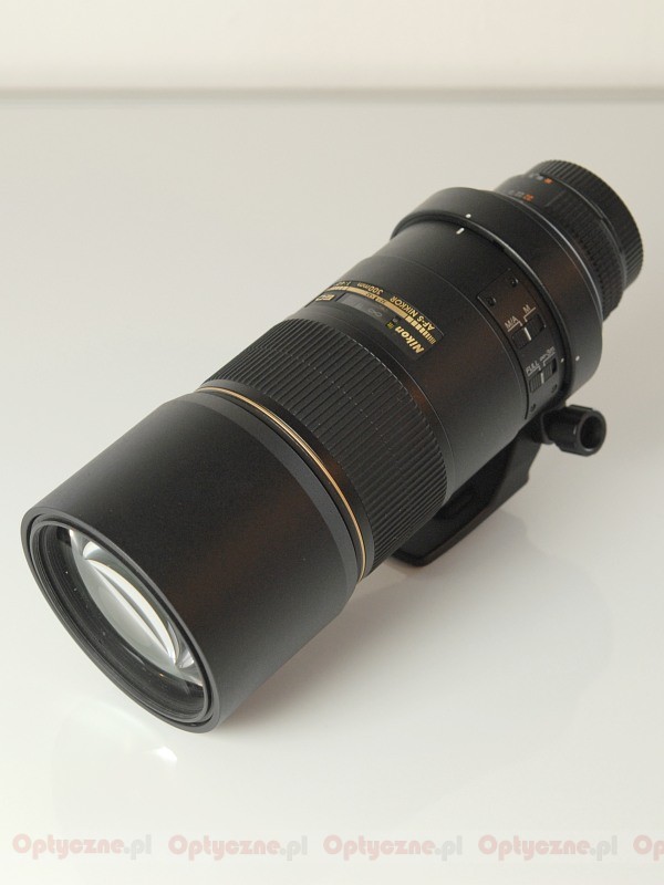 Nikon Nikkor AF-S 300 mm f/4D IF-ED - LensTip.com
