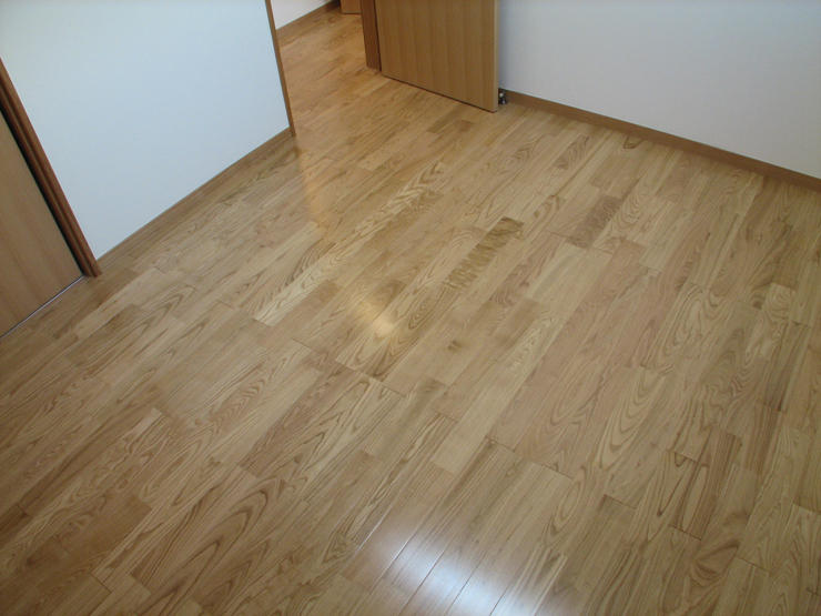 栗（チェスナット）ユニナチュラルフローリング|無垢フローリング