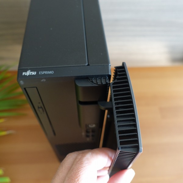 ESPRIMO WD2/E2(WD2/G3)実機レビュー：コンパクトなデスクトップPC