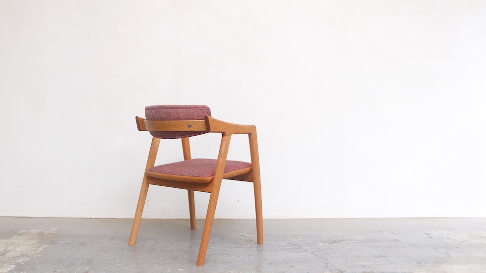 改めて紹介します、ISU-WORKSの椅子を。 | 無垢材家具で温かいやすらぎ