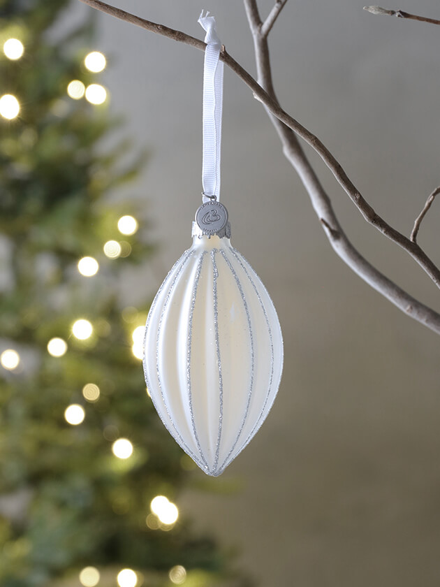 Lene BjerreガラスオーナメントNavinaホワイト/シルバー12cm