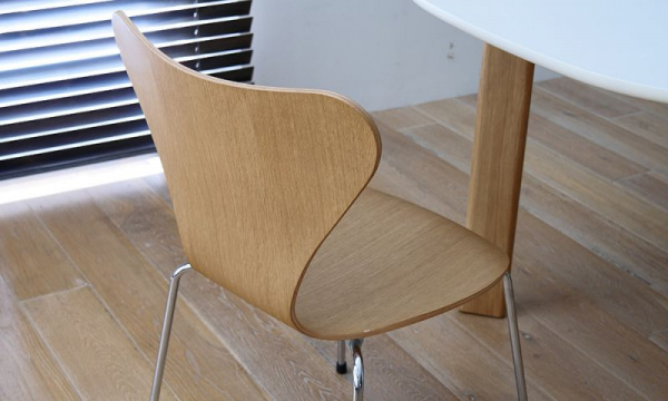 セブンチェア 3107 / ナチュラルウッド オーク / クローム脚FRITZ