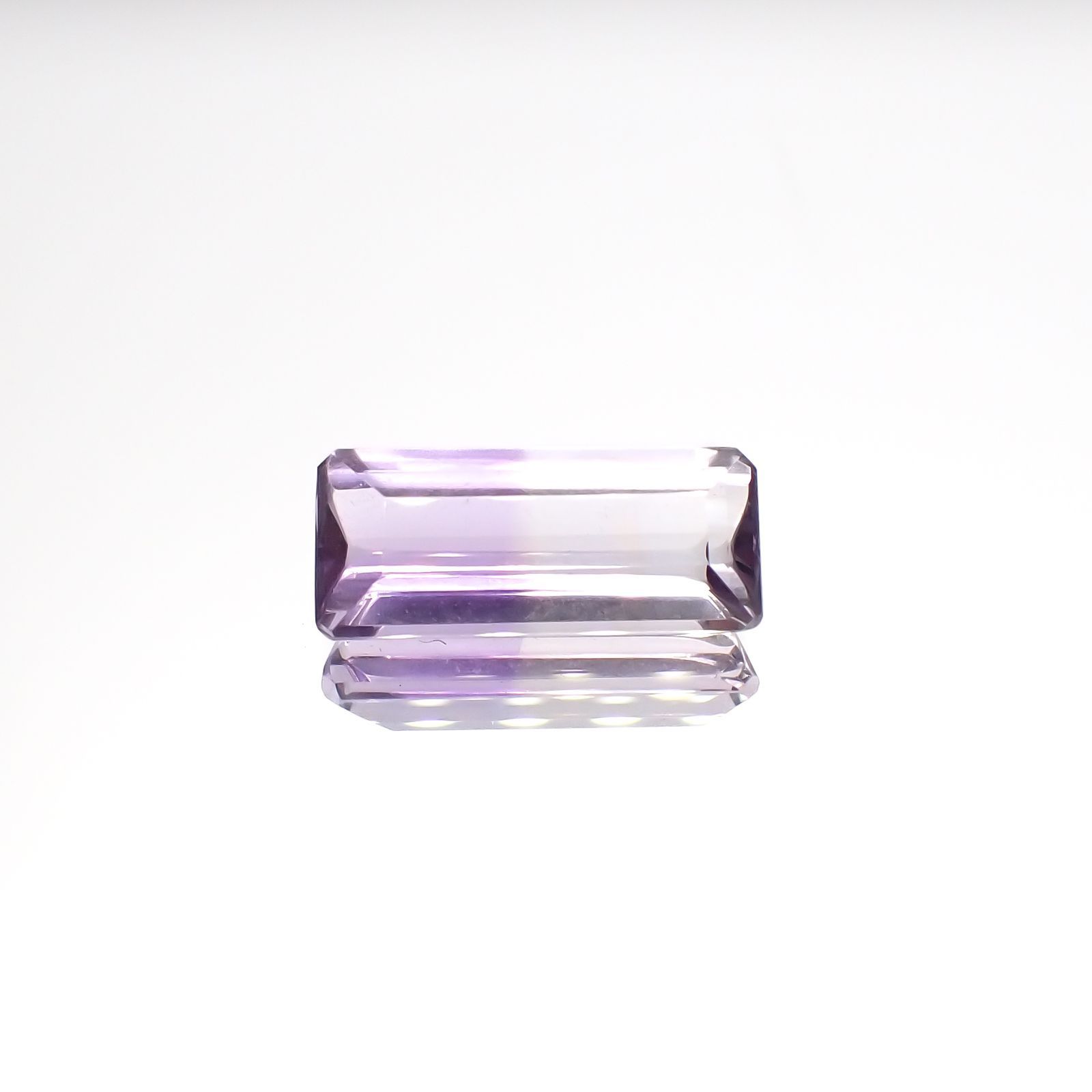 アワーグラスアメジスト モロッコ産 4.43ct / 15.9x6.9mm前後