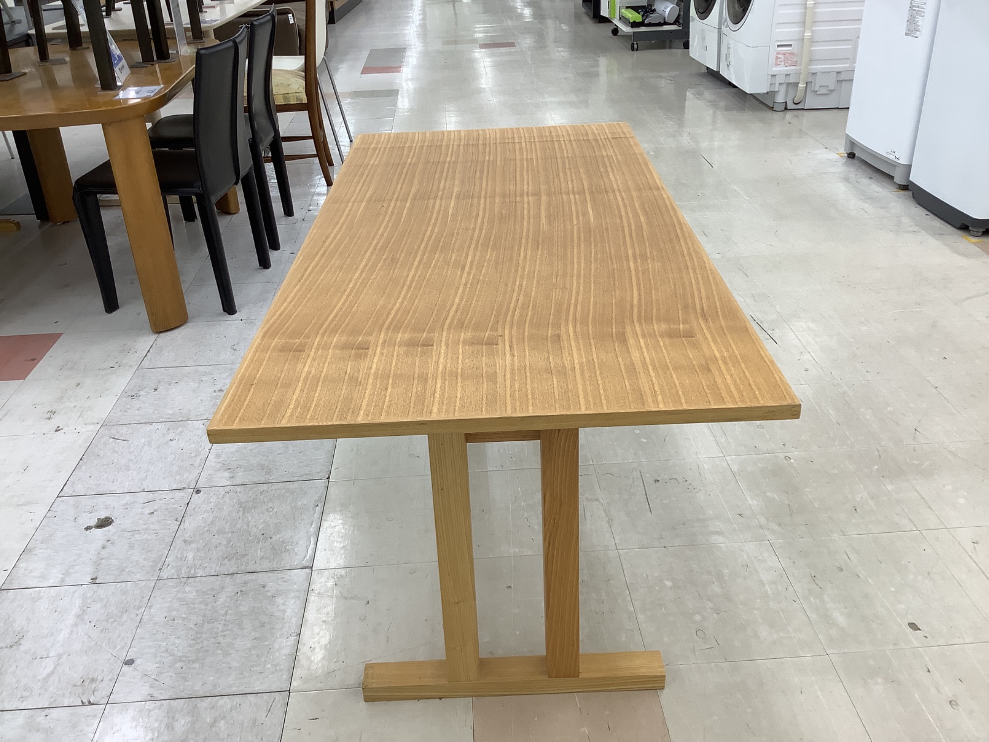 新入荷情報】ACTUS(アクタス)のPOTHOS(ポトス)シリーズのダイニング