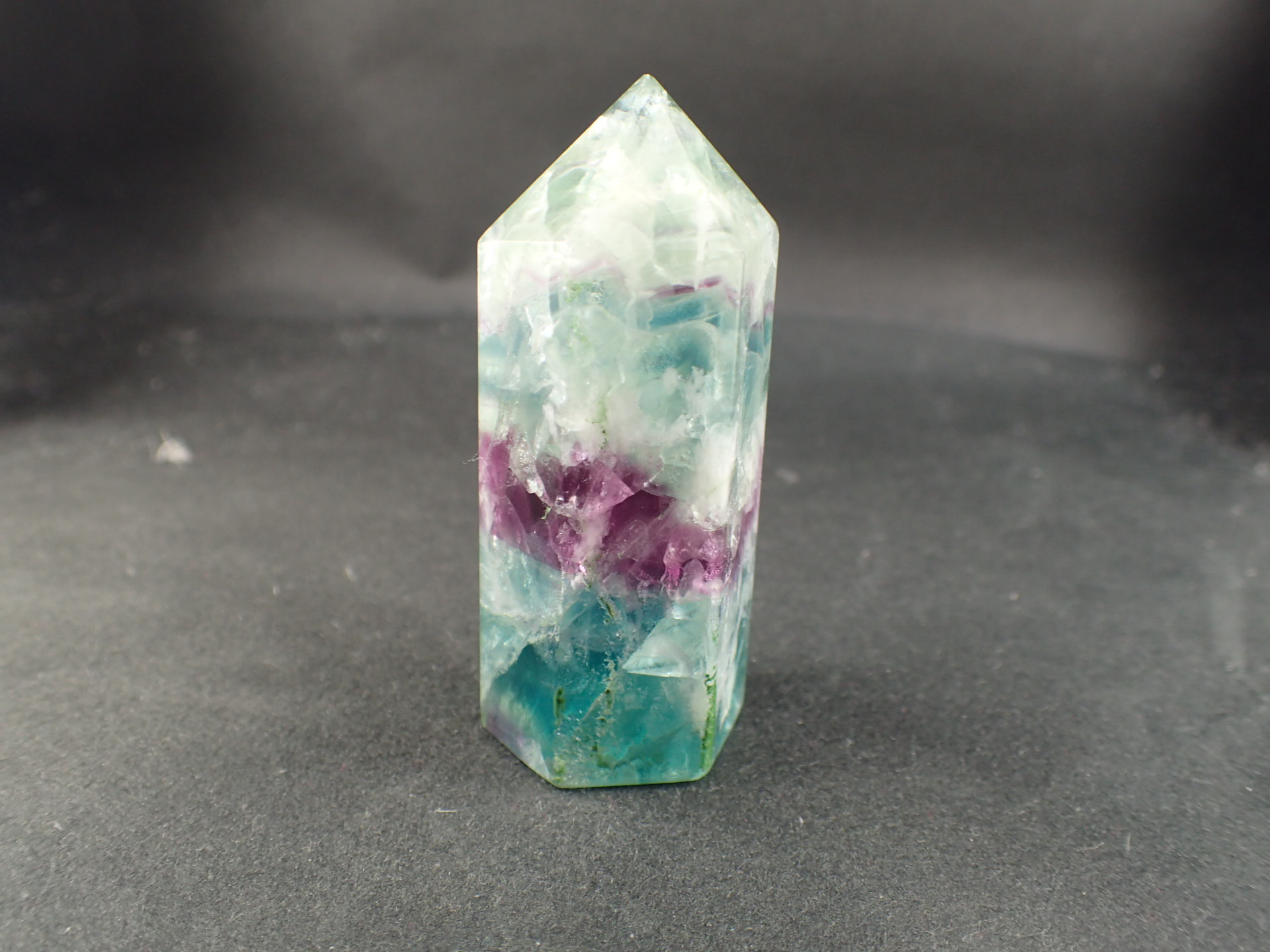 フォッシルマーブル（化石大理石）タワー／ポイント 希少六角柱 天然石