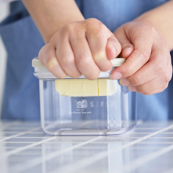 カッター付バターケース スクエア｜保存容器・調味料入れ・ピッチャー