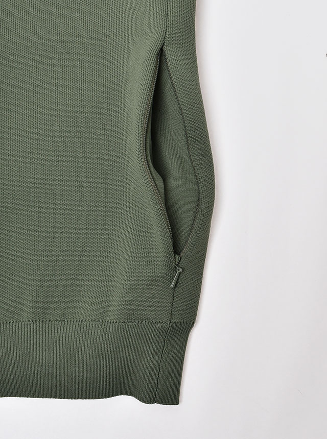 ビームスゴルフ クルーネック ニットベスト 83-05-0003-647