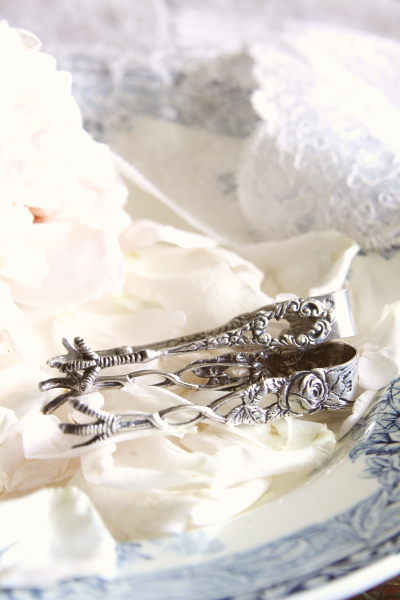 薔薇のシルバーケーキフォーク ドイツ アンティークストリュフ