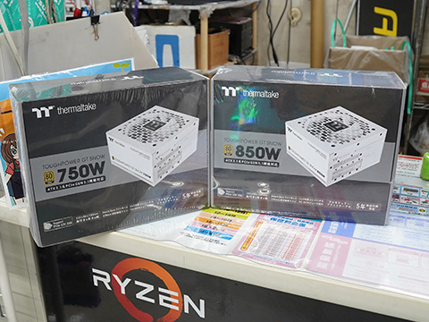 Thermaltakeの80PLUS GOLD電源「TOUGHPOWER GT」にホワイトモデル