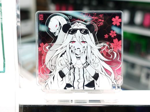 ガラスゲーミングマウスパッド「Uncle Panda 巳」が発売、初回限定で