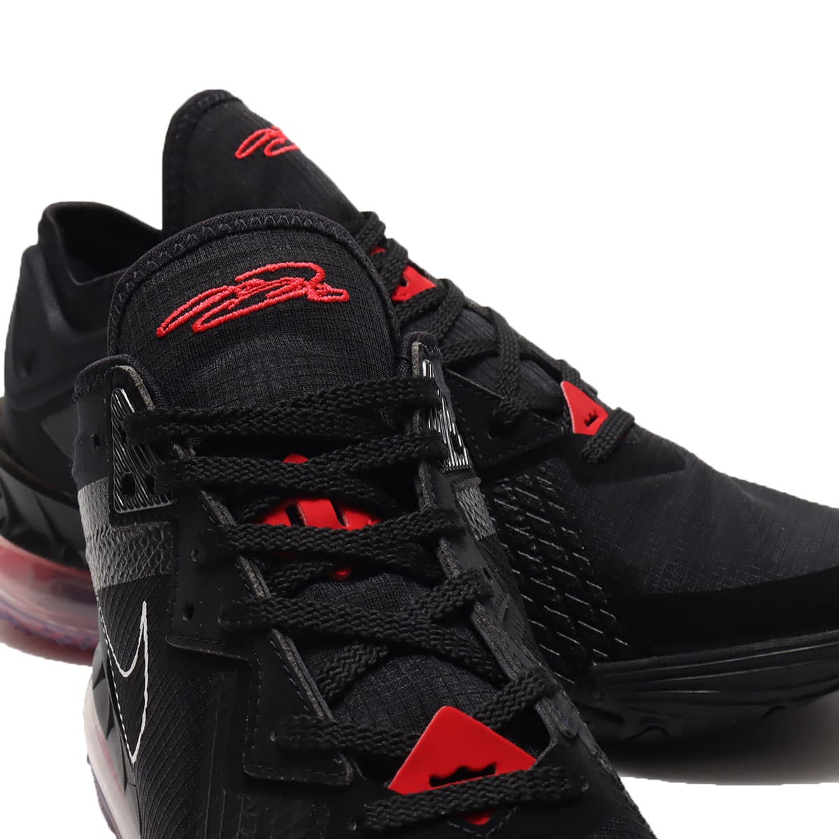 NIKE LEBRON XVIII LOW BLACK/WHITE-UNIVERSITY RED 21SP-I（ナイキ