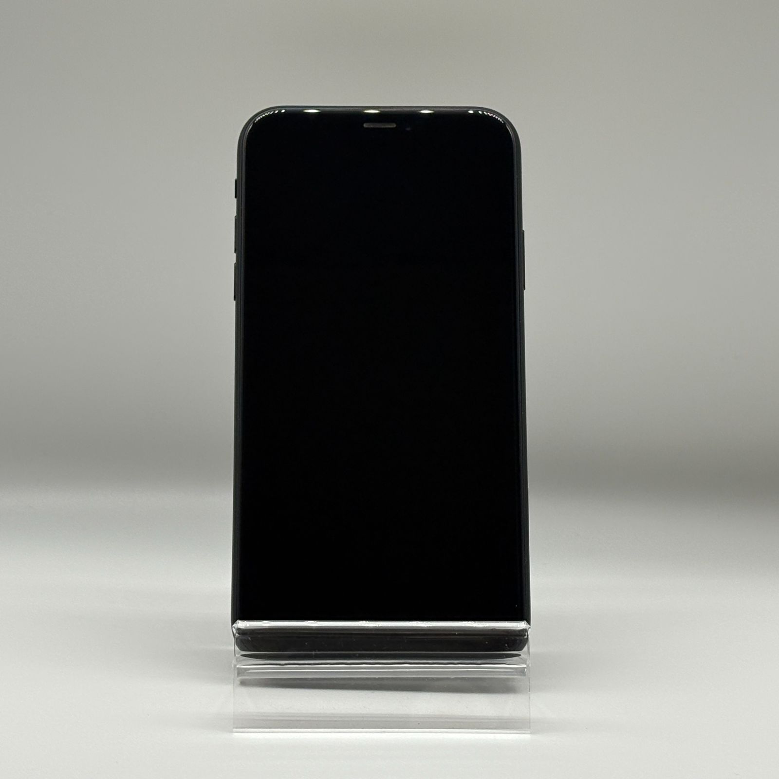 iPhoneXR 64GB SIMロック解除済 au ブラック - メルカリ