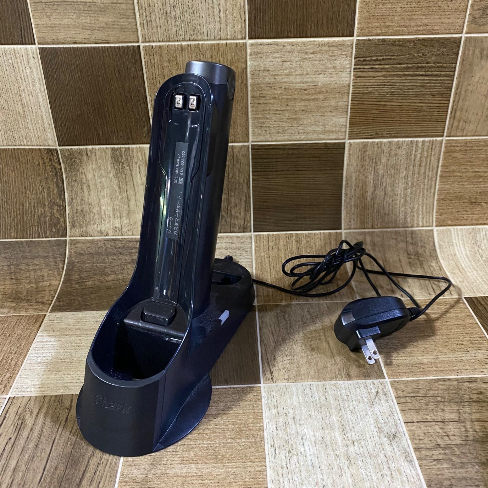 Shark シャーク ハンディクリーナー WV260J 中古品 - メルカリ