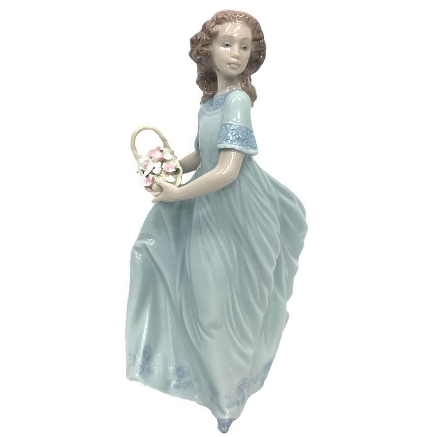 セール LLADRO リヤドロ 春のお庭にかえって 花かご フィギュリン 陶器