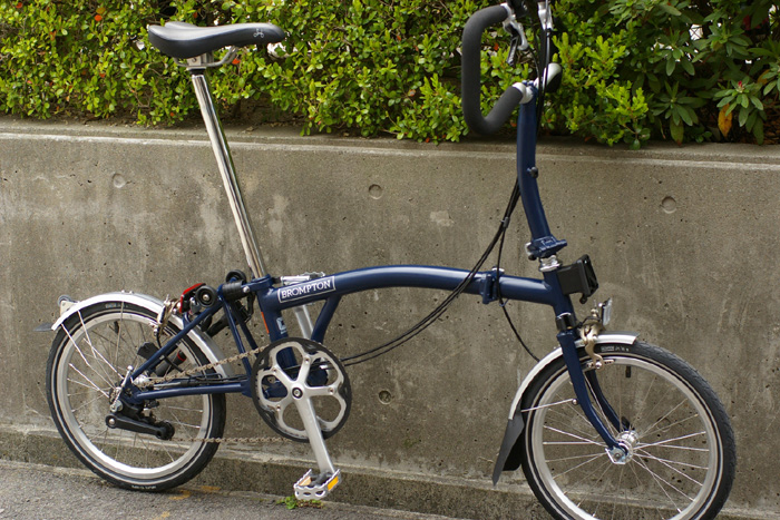 Brompton テンペストブルー。 – Bici Termini
