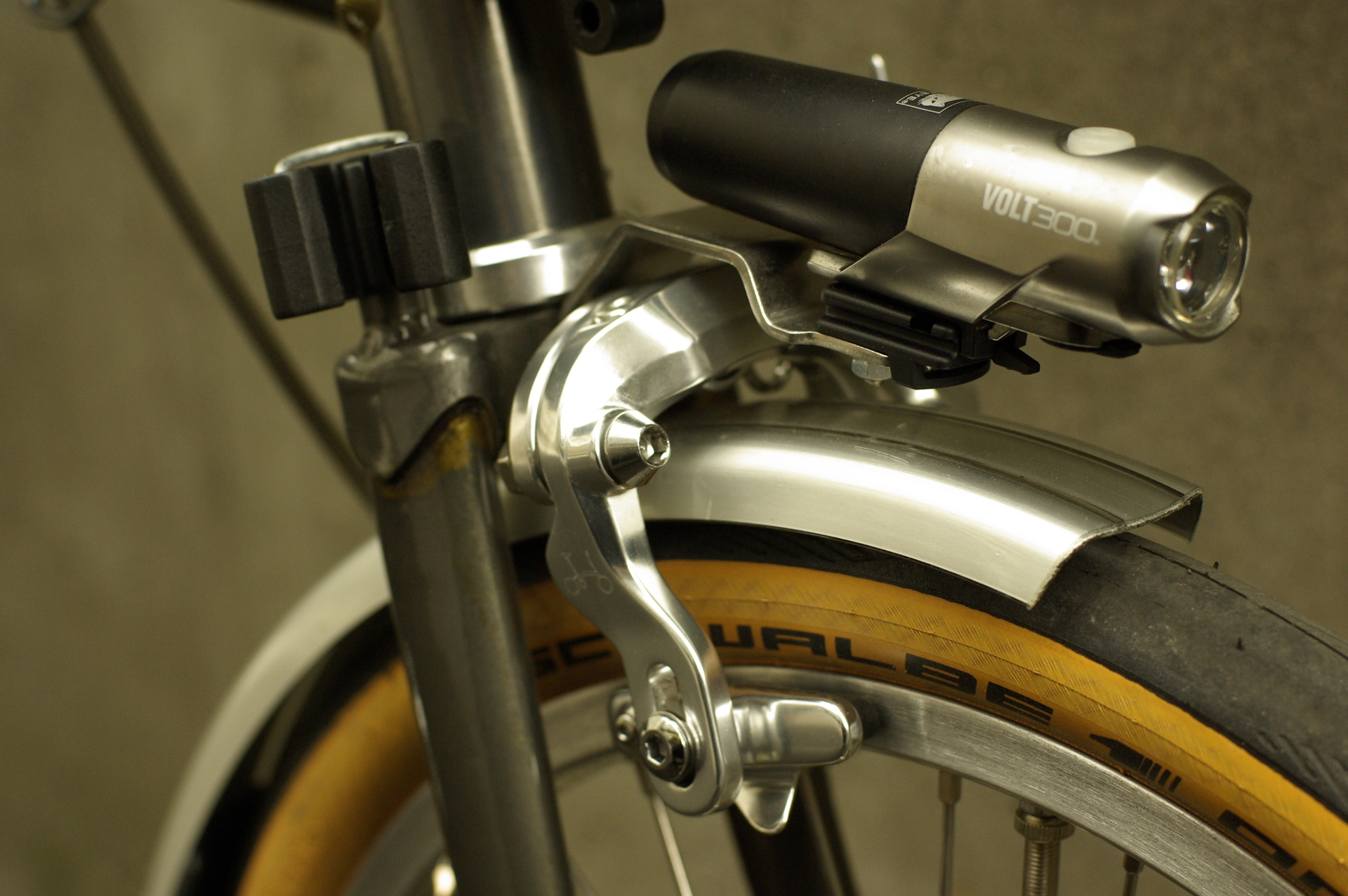 Brompton 純正部品をポリッシュ加工いたしました。 – Bici Termini