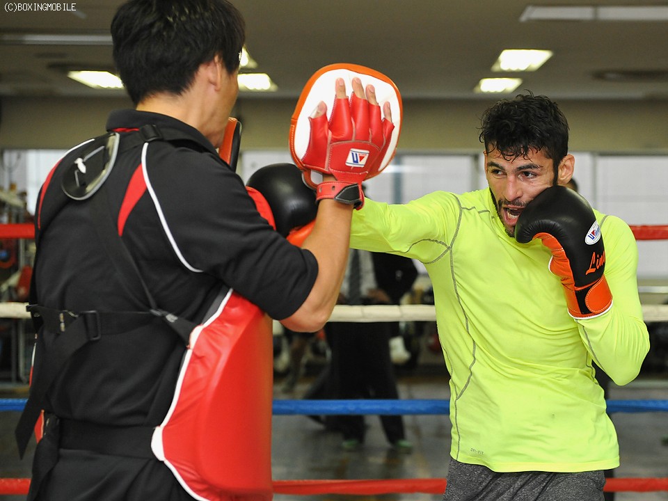 ホルヘ・リナレス vs フランシスコ コントレラス | 136P契約10回戦