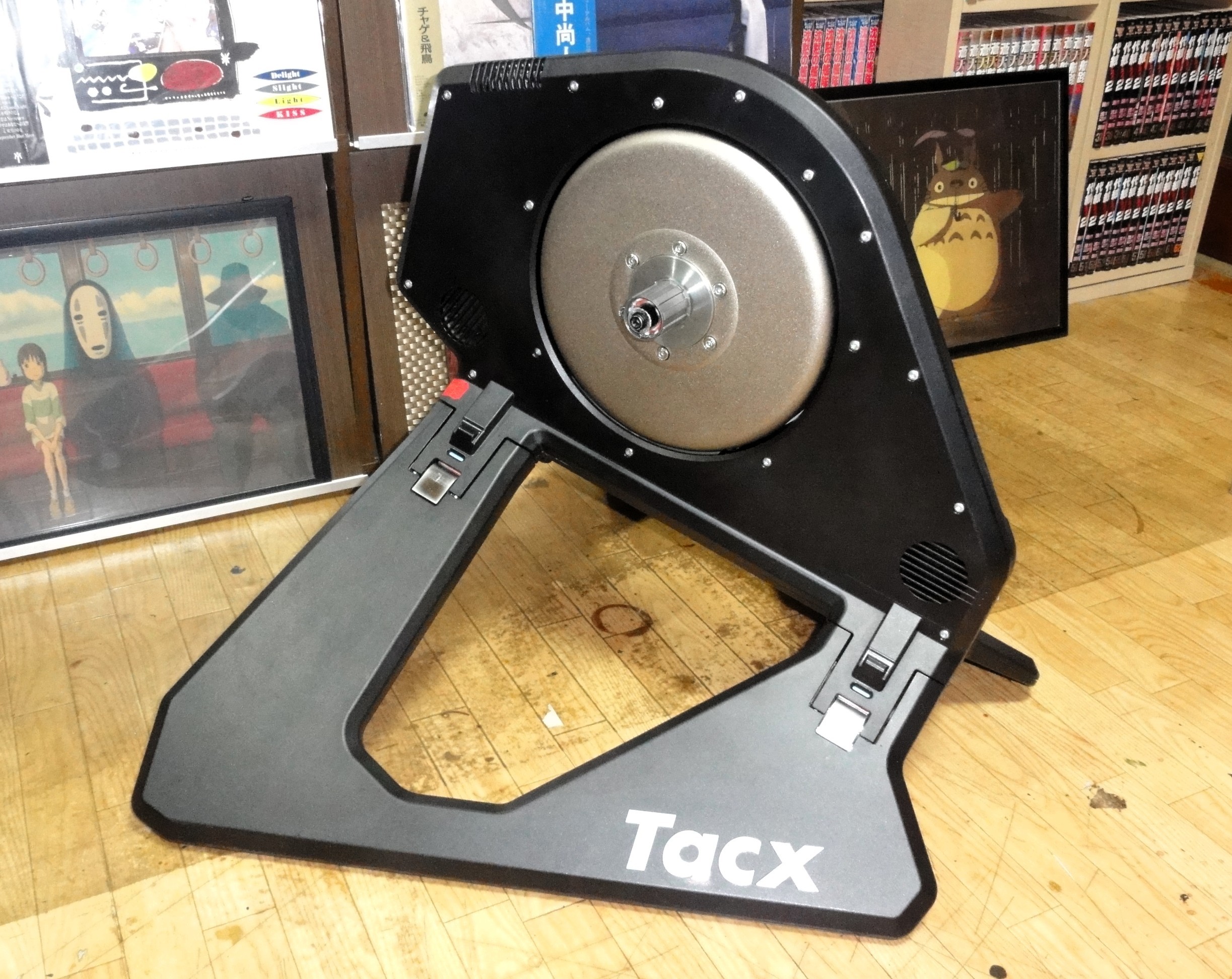 スマートトレーナー 「TACX NEO Smart T2800」 導入 64才のロード