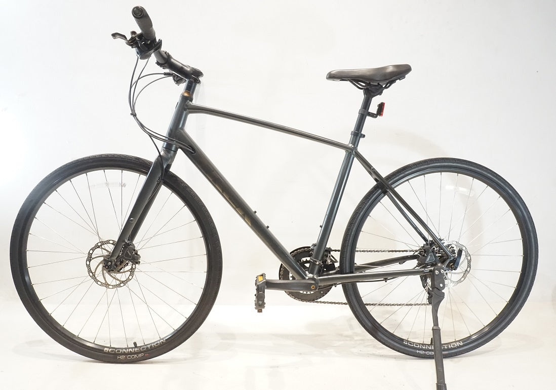 TREK 「トレック」 FX 2 DISC 2022年ごろモデル クロスバイク / 横浜