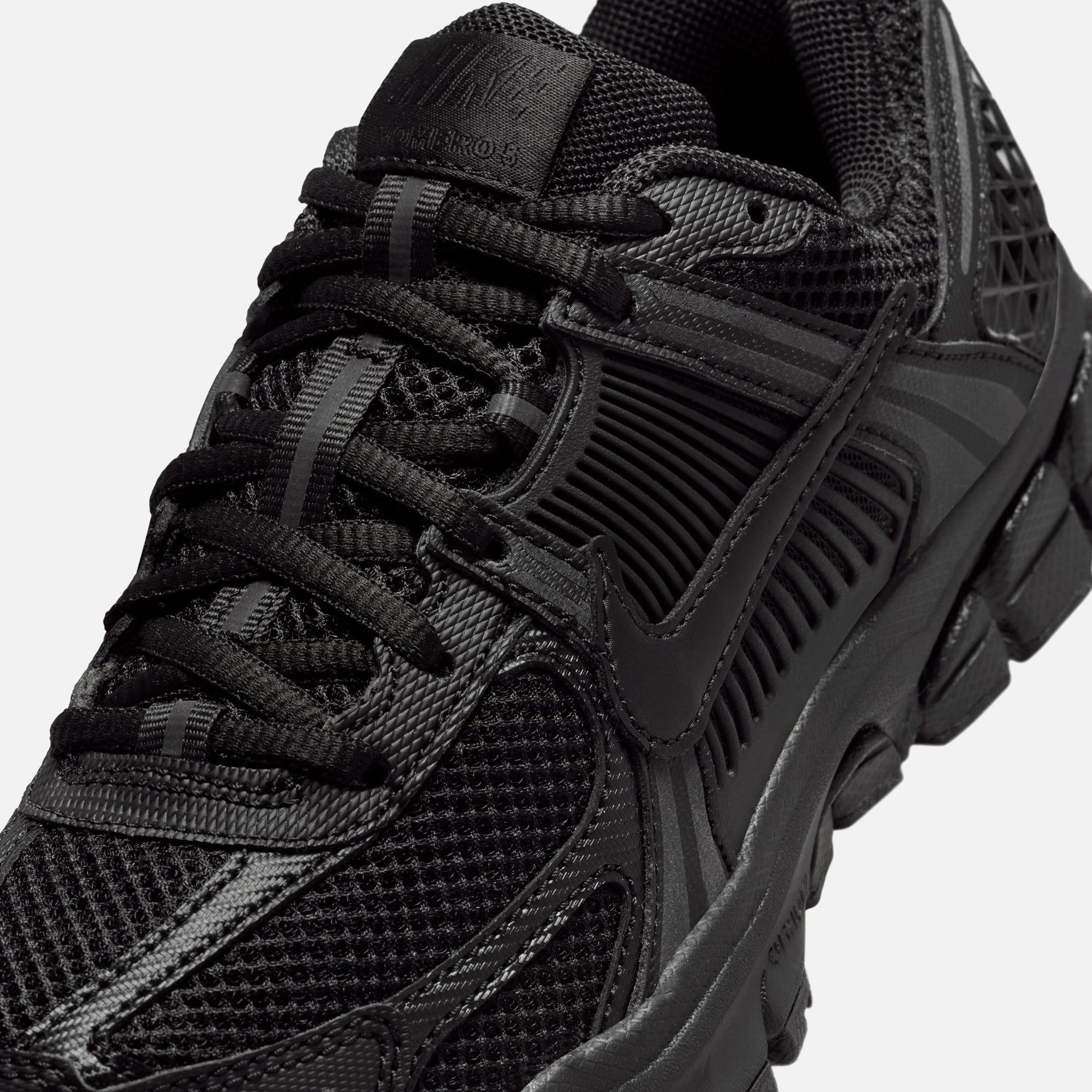 Nike GS Zoom Vomero 5 - Black / Black – Kith Canada