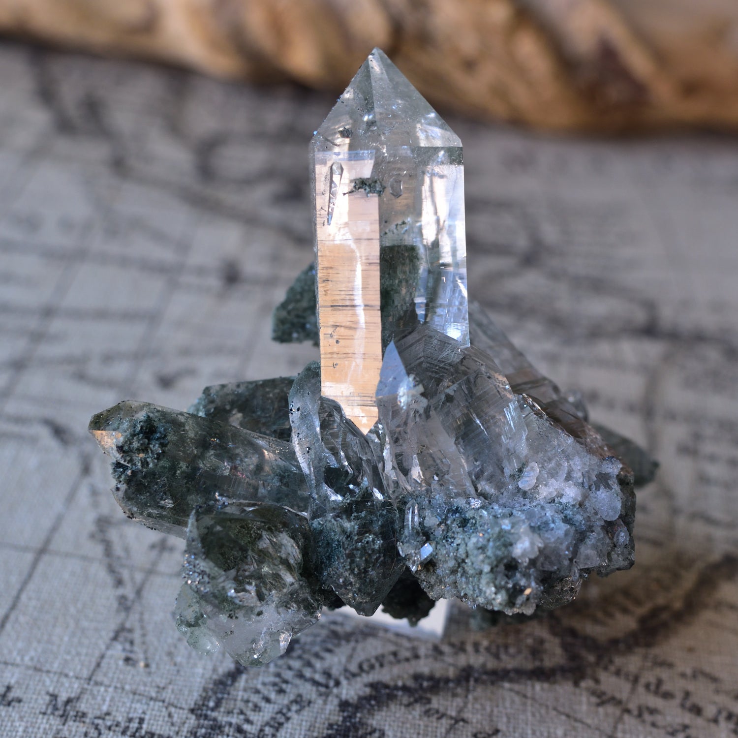 ヒマラヤ水晶 – Cathedral Cave