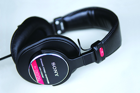 公開厳禁 SONY モニターヘッドホン MDR-CD900ST／S100のレビュー